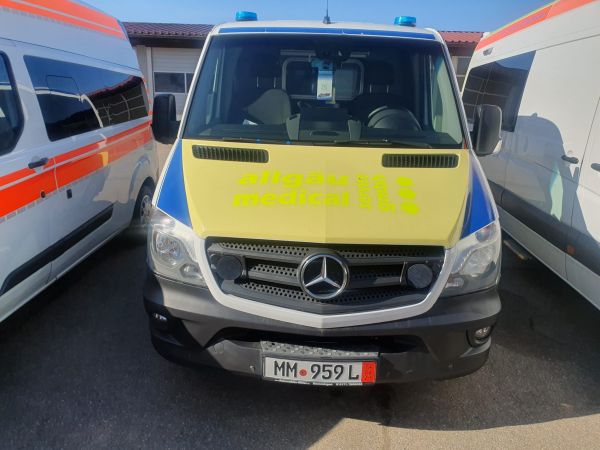 Карети спасіння: румунська допомога Україні
